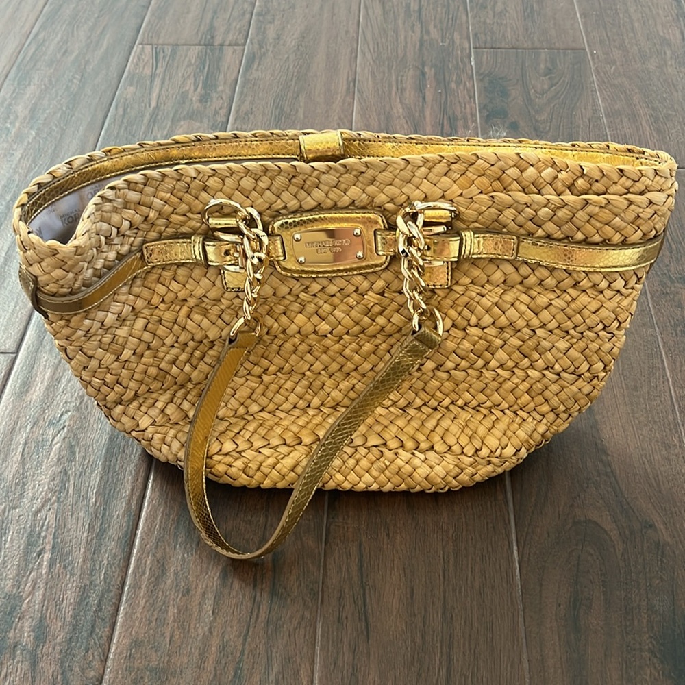 Michael Kors Hamilton straw bag